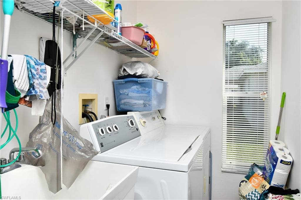 712 Fargo DR-32