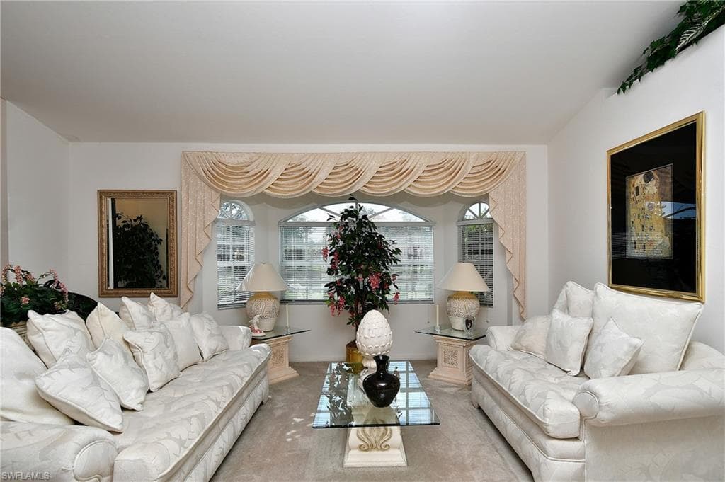 712 Fargo DR-10