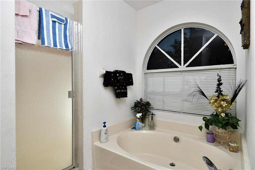 712 Fargo DR-15