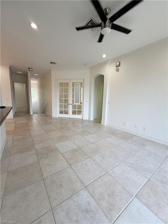 7060 San Lorenzo CT 202-16