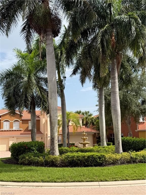 7060 San Lorenzo CT 202-38