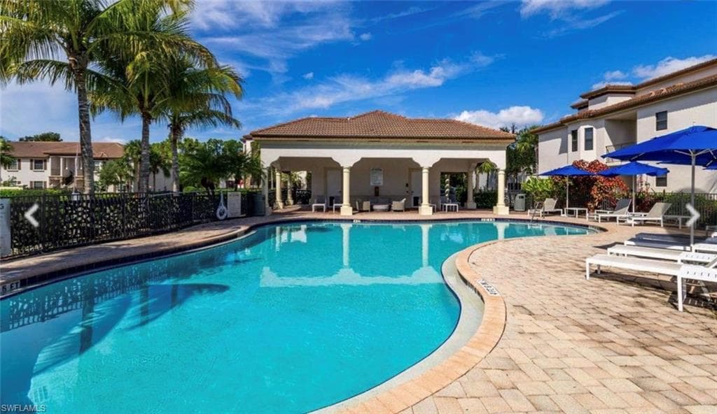 7060 San Lorenzo CT 202-40