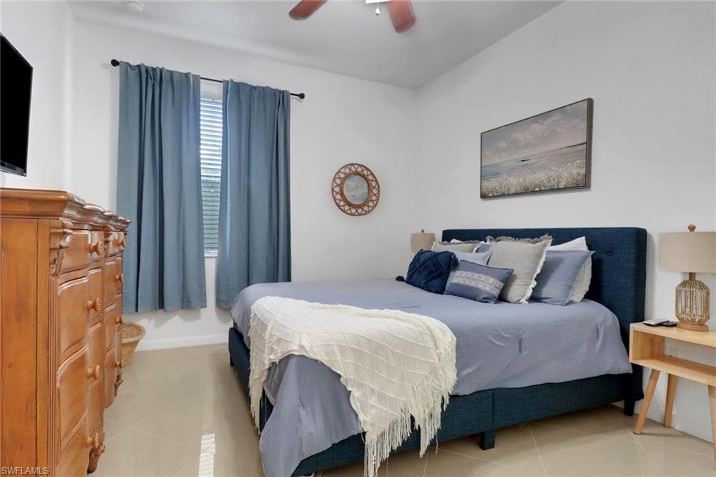 11295 Red Bluff LN-16