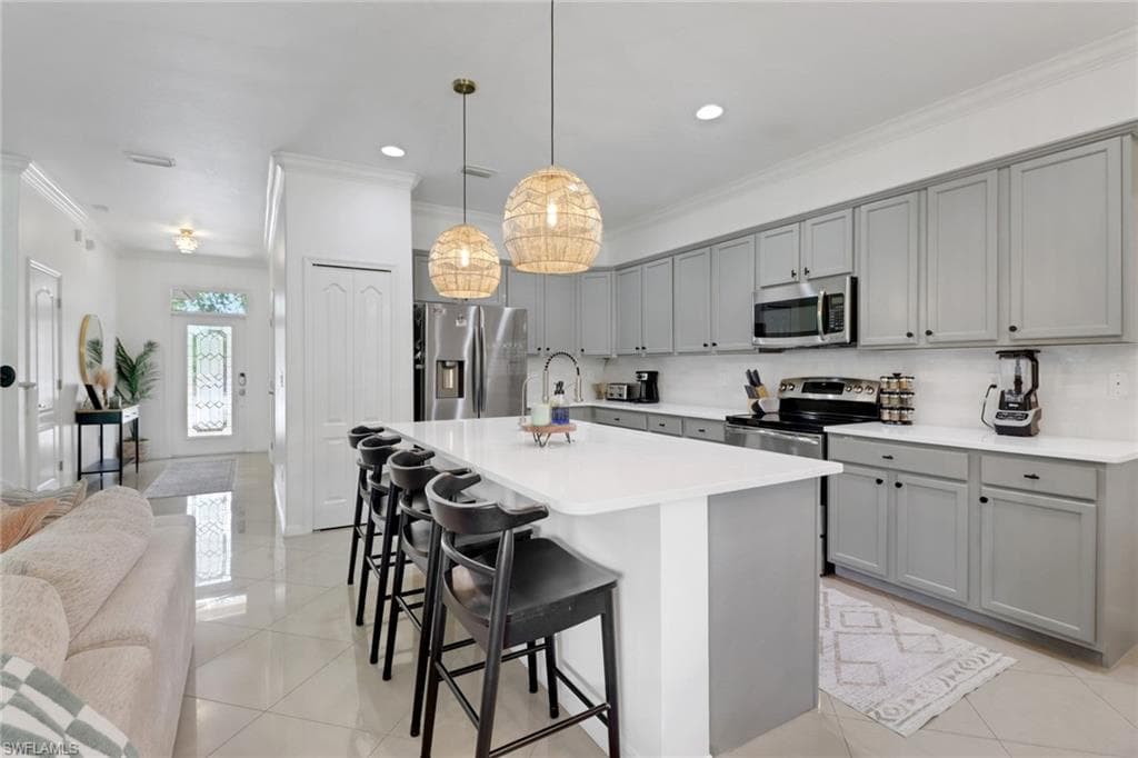 11295 Red Bluff LN-9