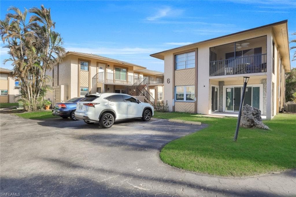 16881 Davis RD 624-22