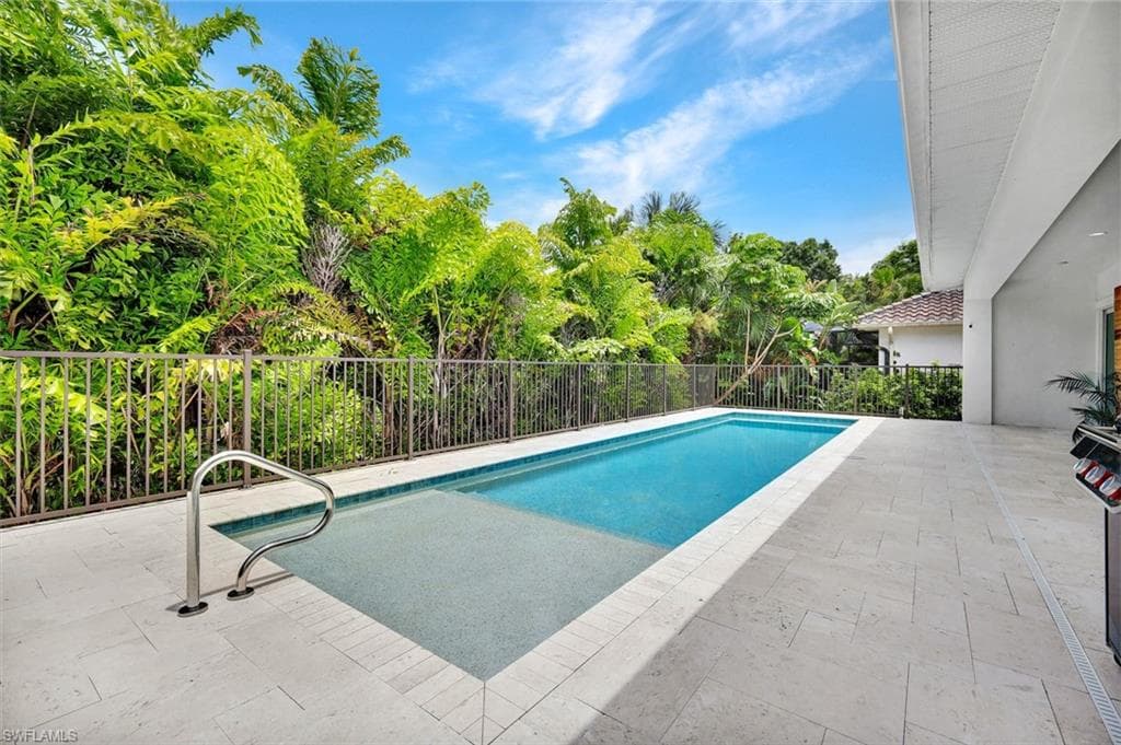27085 Serrano WAY-23