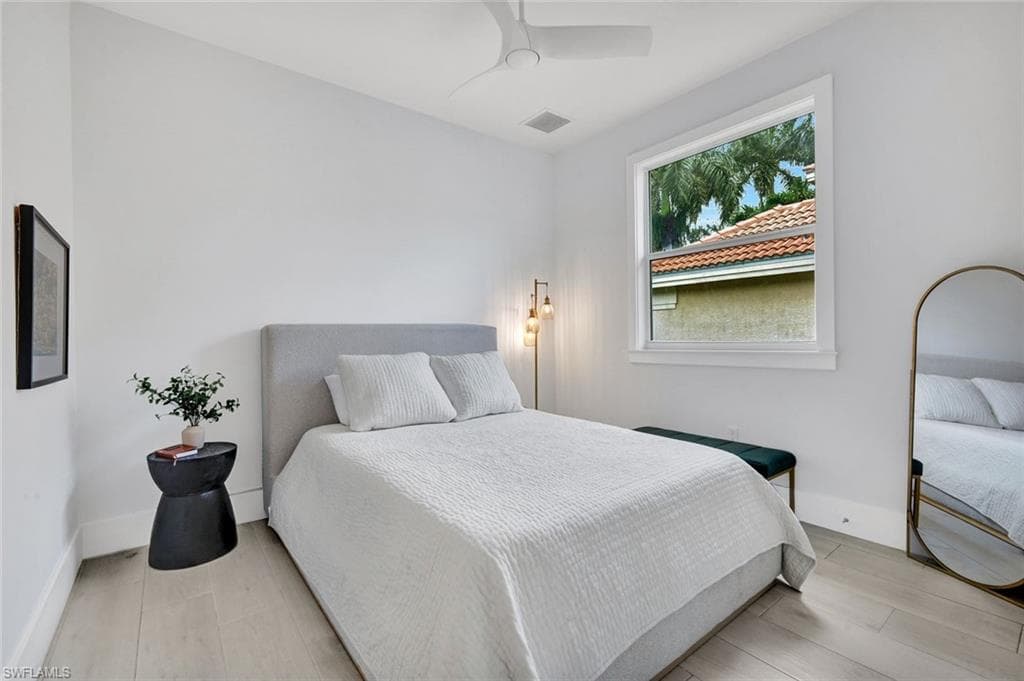 27085 Serrano WAY-17