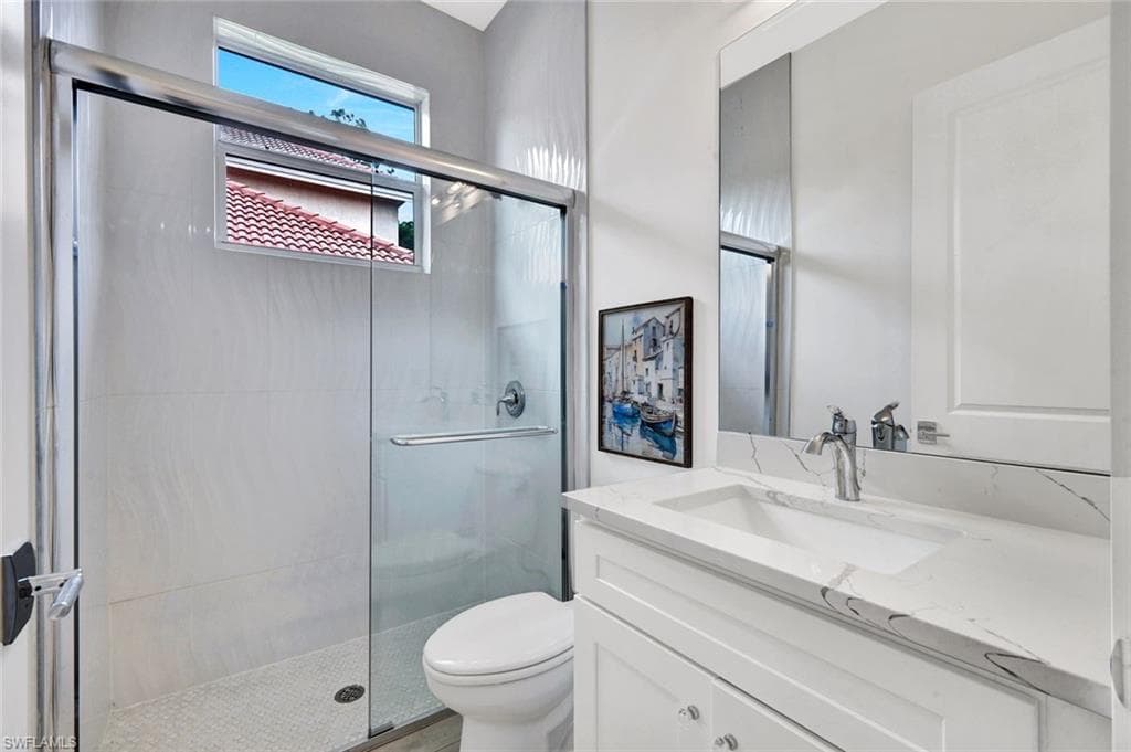 27085 Serrano WAY-20