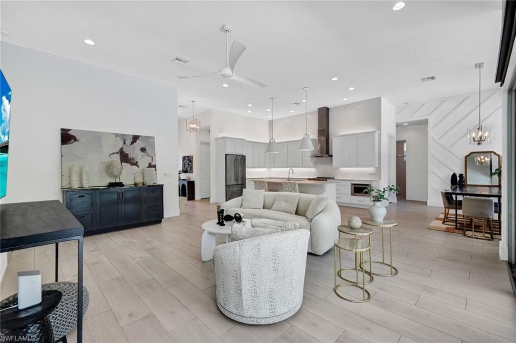27085 Serrano WAY-9