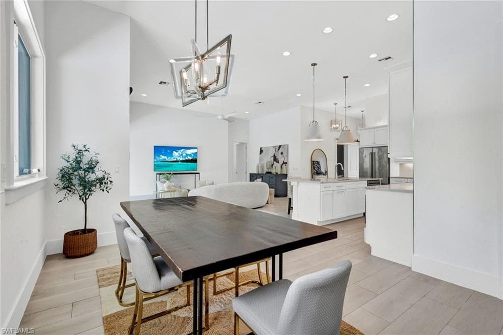 27085 Serrano WAY-10