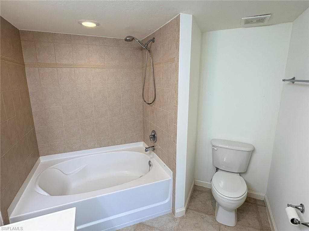 4127 Residence DR 415-7