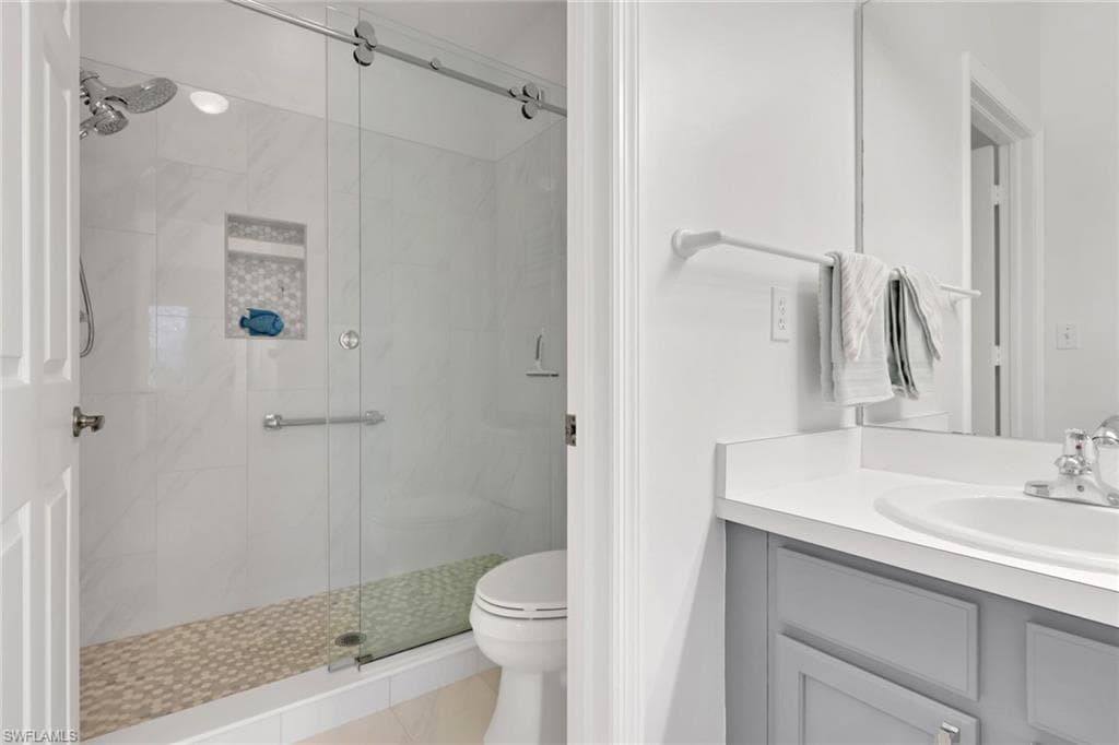 680 Wiggins Lake DR 202-17