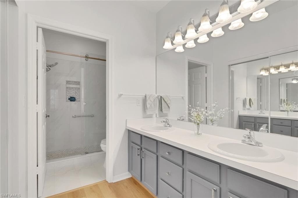 680 Wiggins Lake DR 202-8