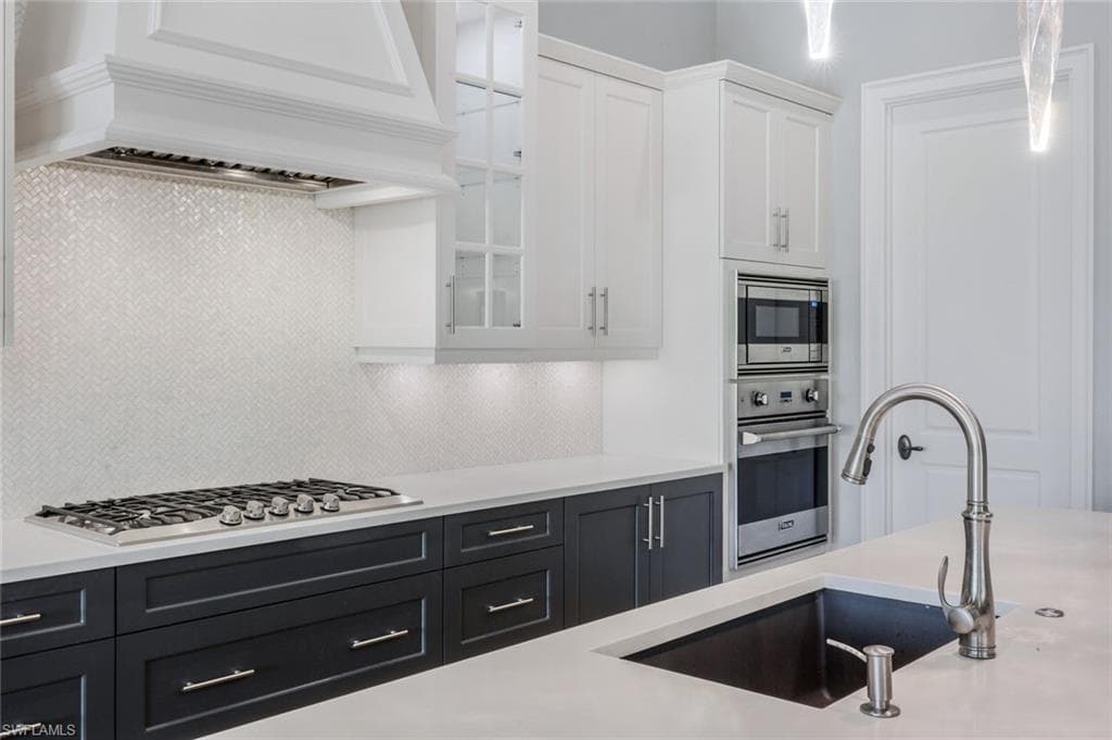 16448 Talis Park DR-13