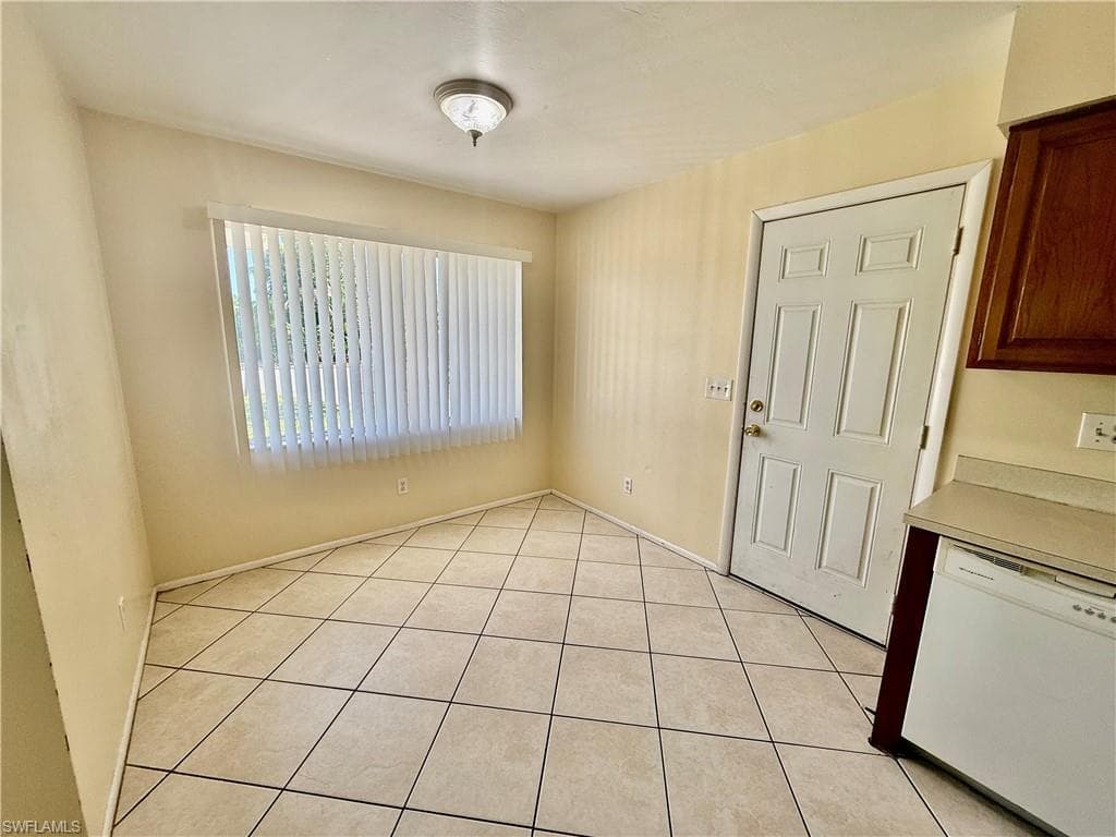 516 Parkside ST-14