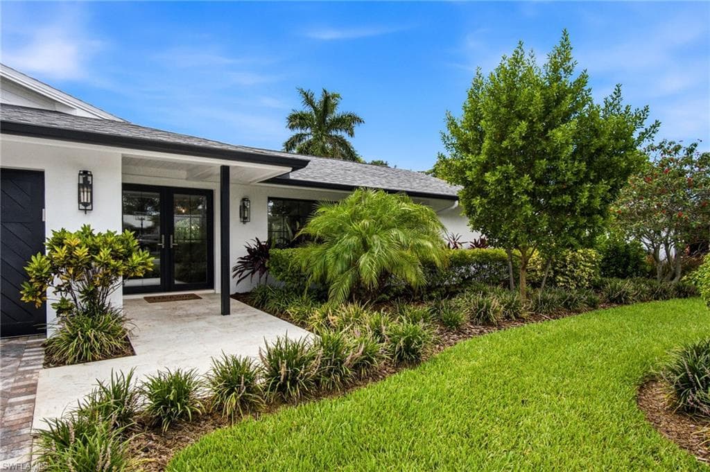 664 Pompano DR-5