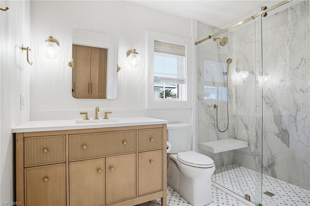 664 Pompano DR-29