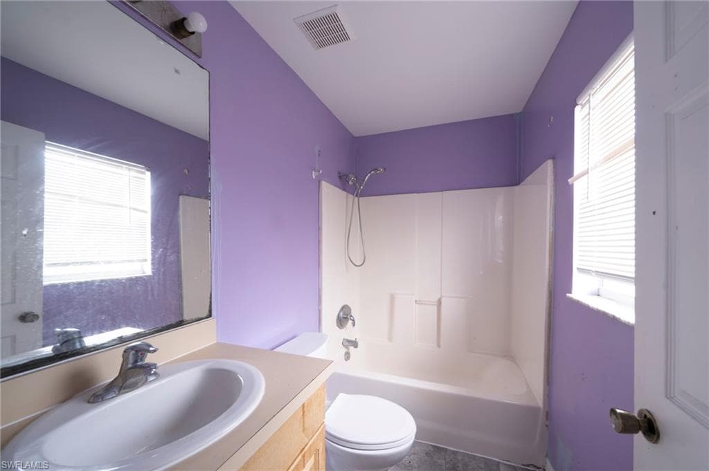 5520 5th AVE-7