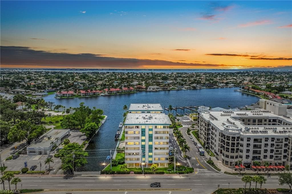 4807 Sunset CT 501-27