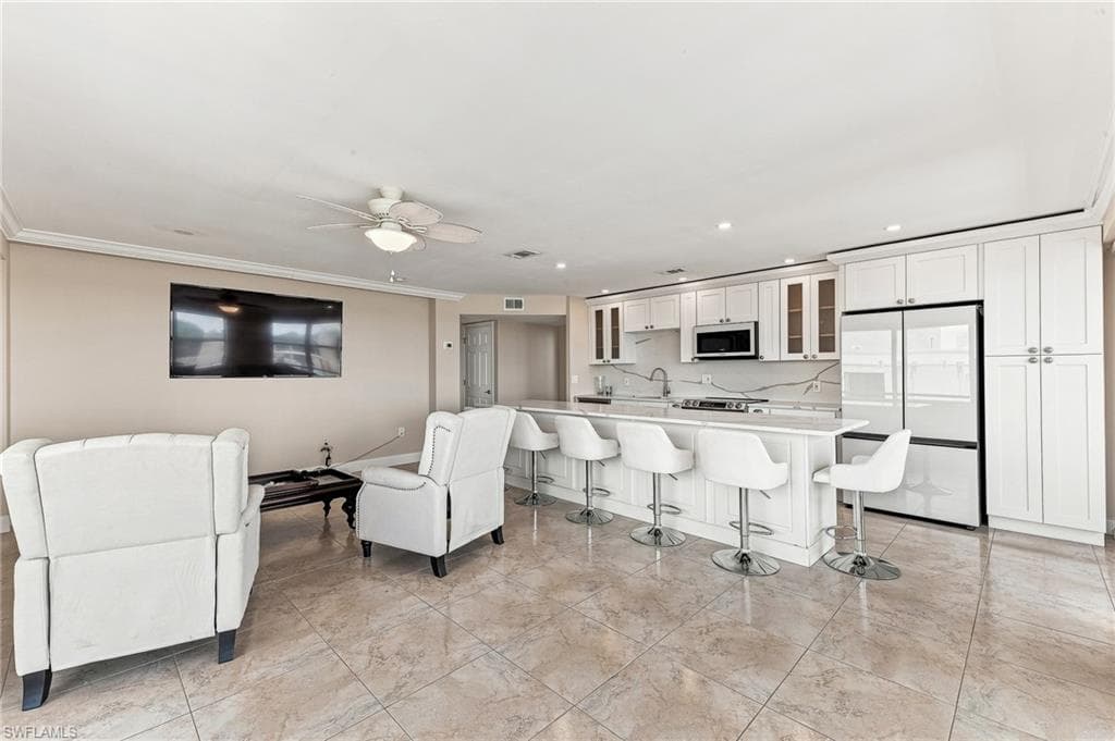 4807 Sunset CT 501-3