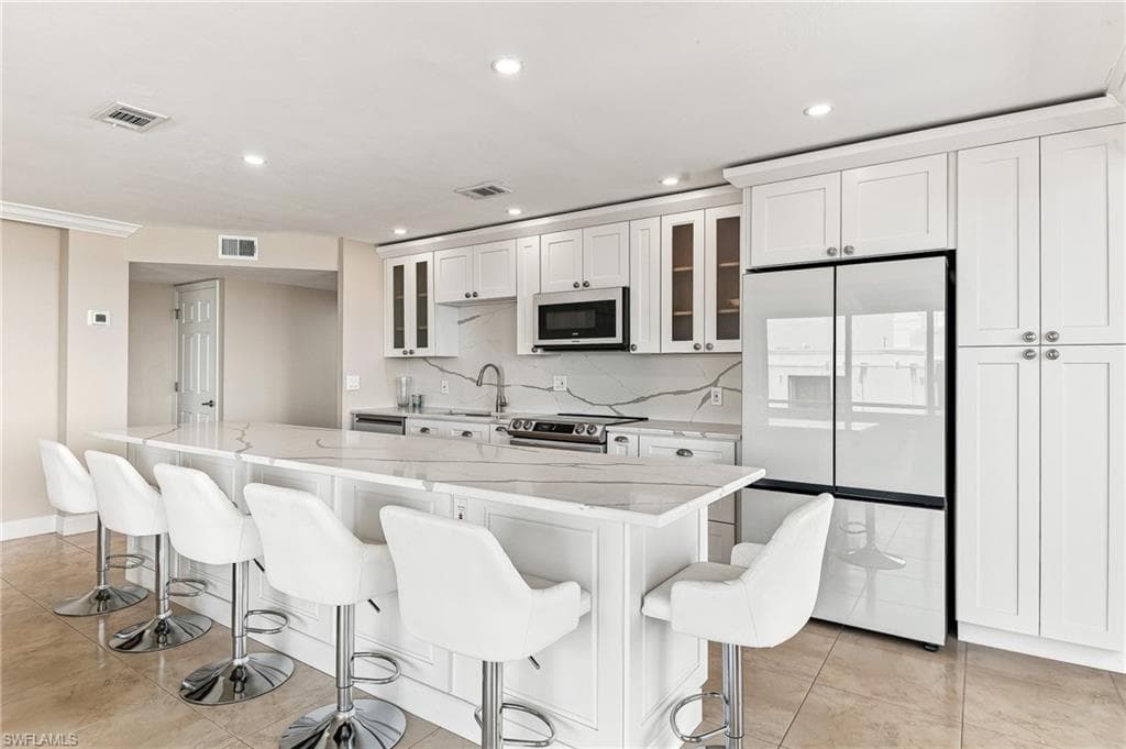 4807 Sunset CT 501-8