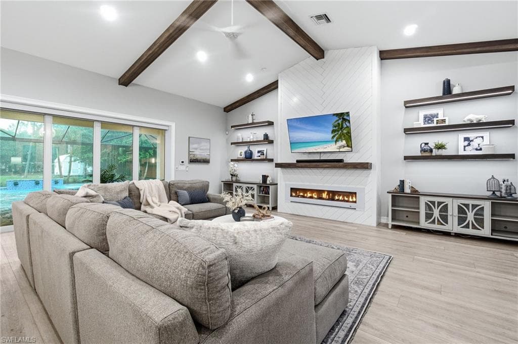 5737 Hidden Oaks LN-23