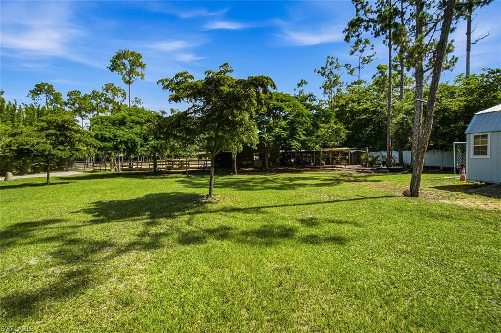 5737 Hidden Oaks LN-16