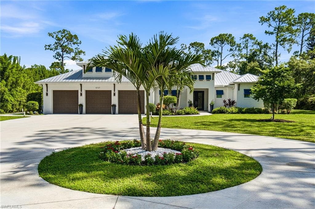 5737 Hidden Oaks LN-18