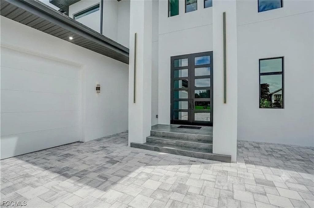 6390 River Club CT-6
