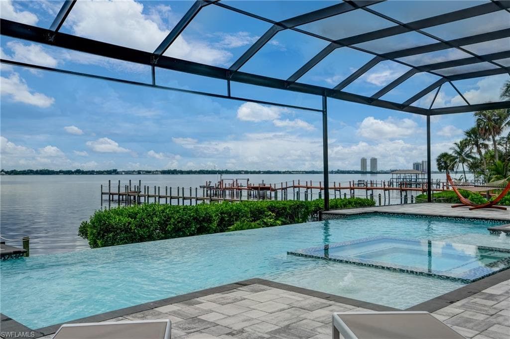 6390 River Club CT-3