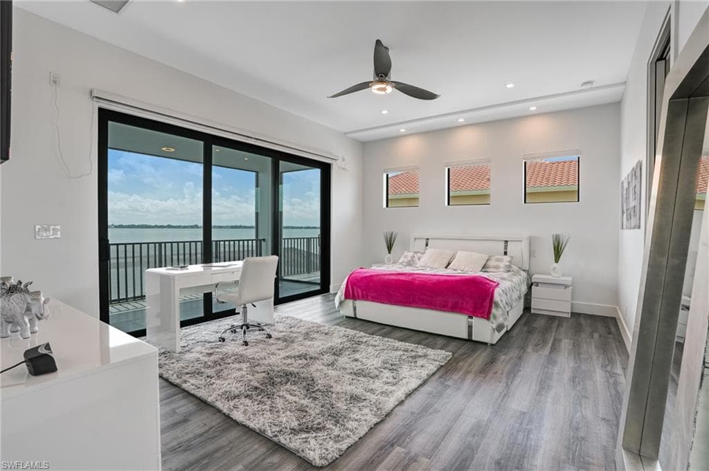 6390 River Club CT-24