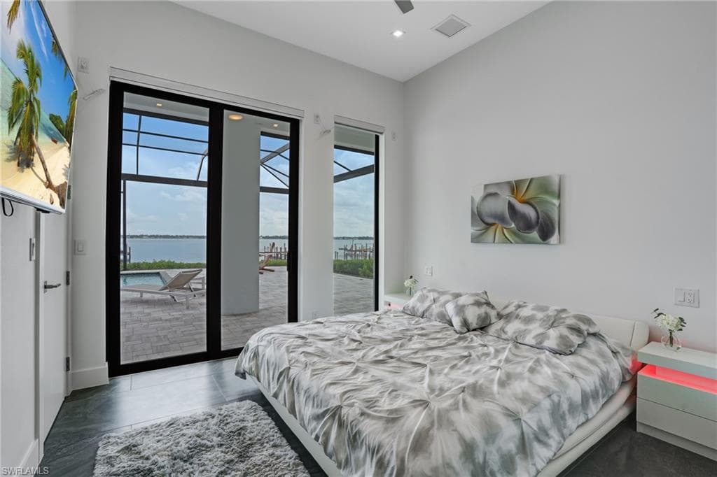 6390 River Club CT-30