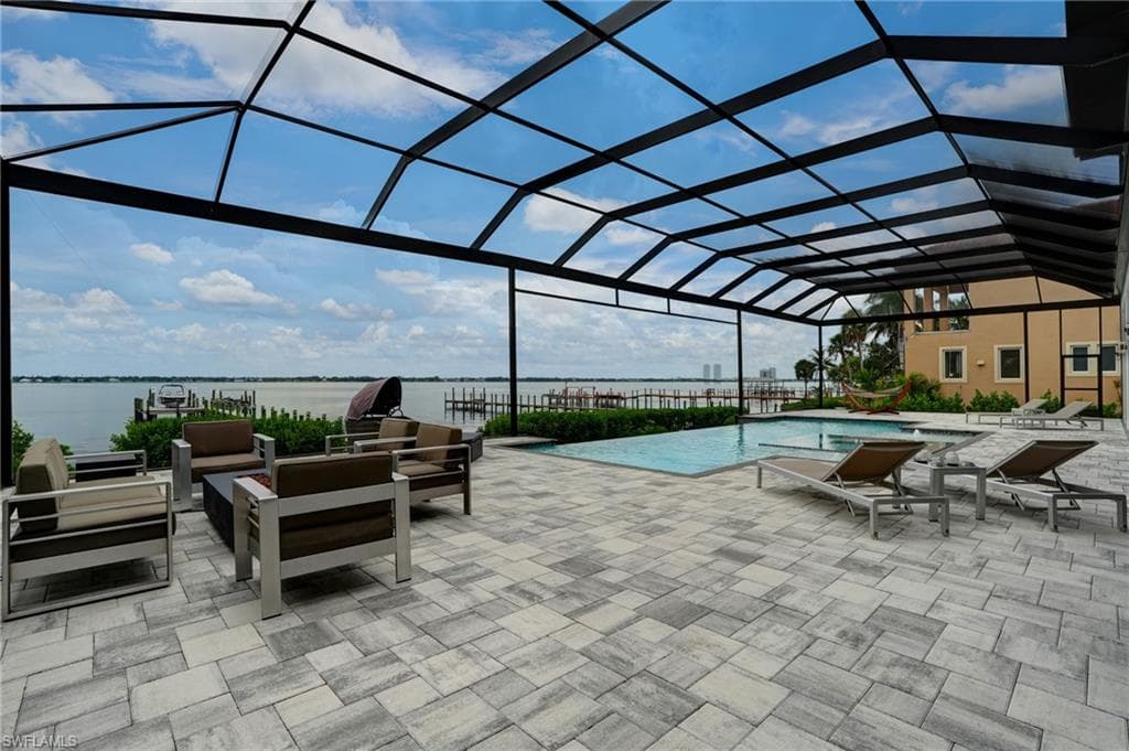 6390 River Club CT-38