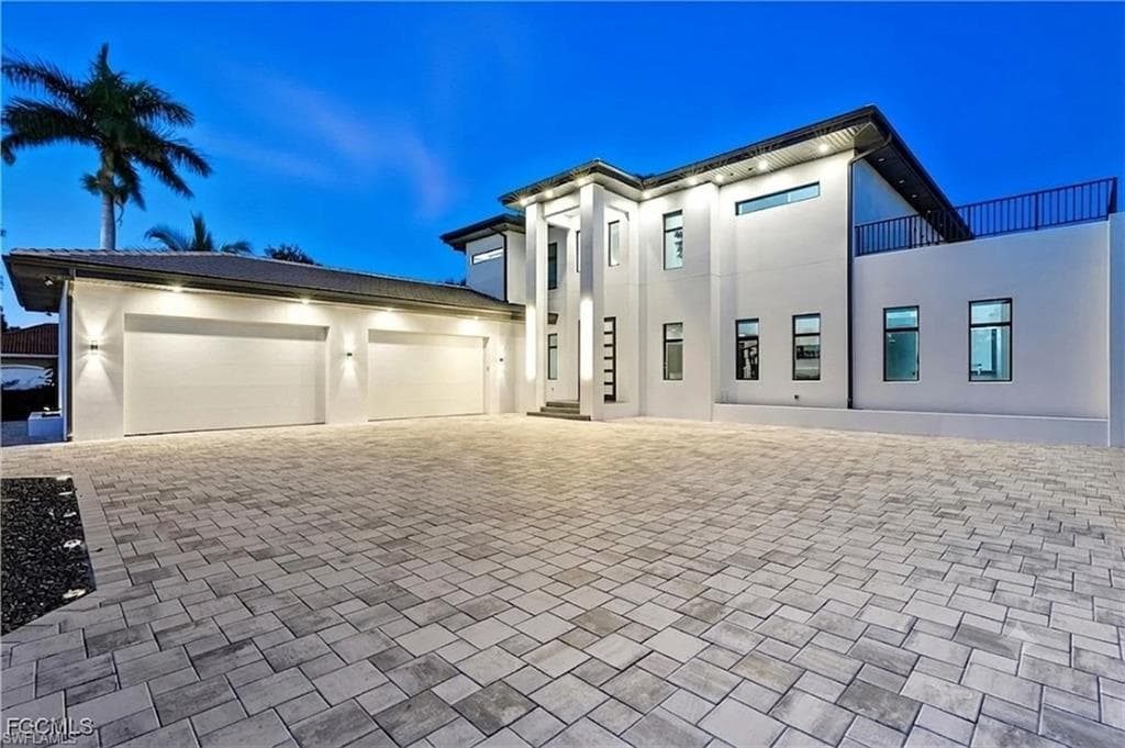 6390 River Club CT-4