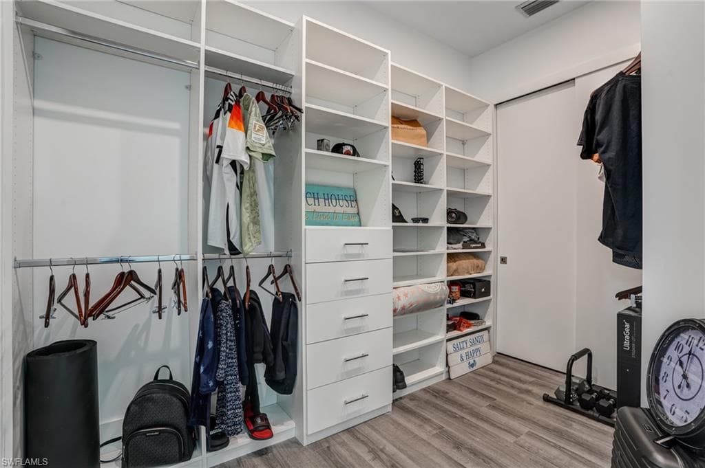 6390 River Club CT-21