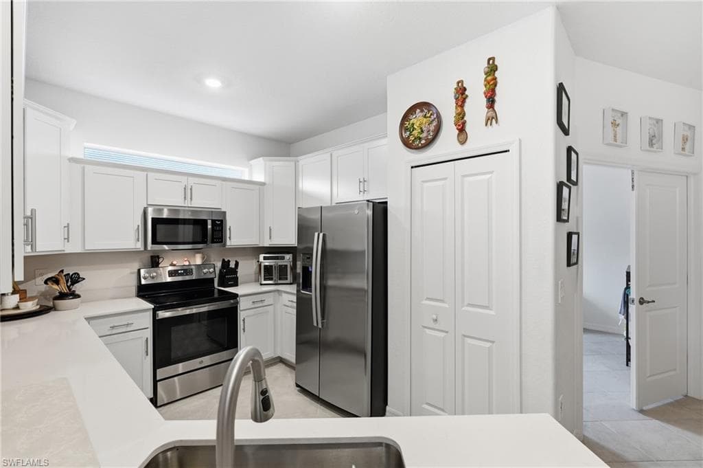 2228 Dragonfruit WAY-7
