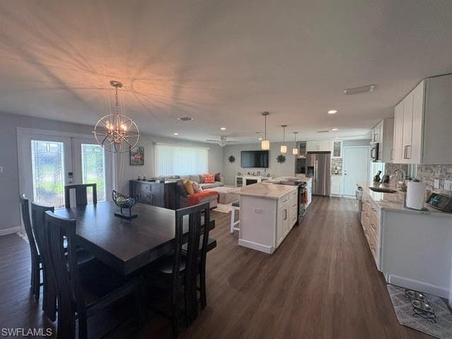4431 N Pacific CIR-9
