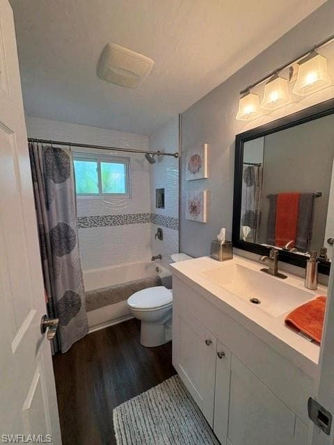 4431 N Pacific CIR-18