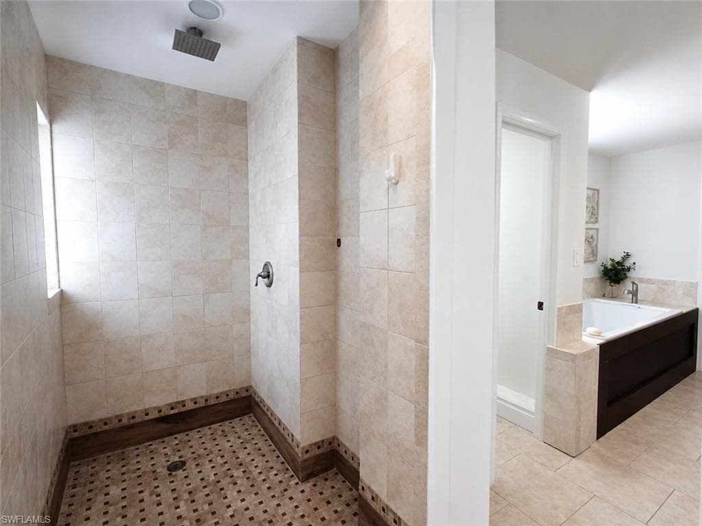 8512 Chatham ST-11