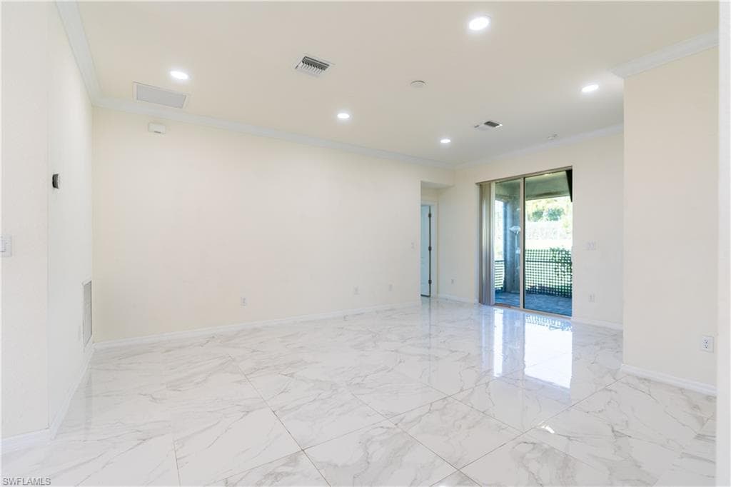 3669 Crimson LN-12