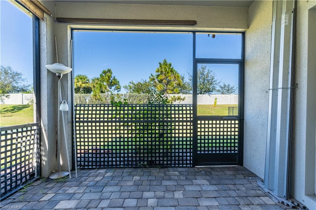 3669 Crimson LN-38