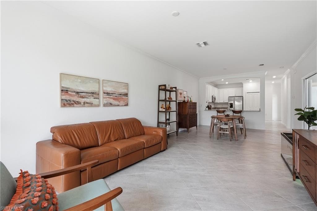 1689 Alameda DR-5