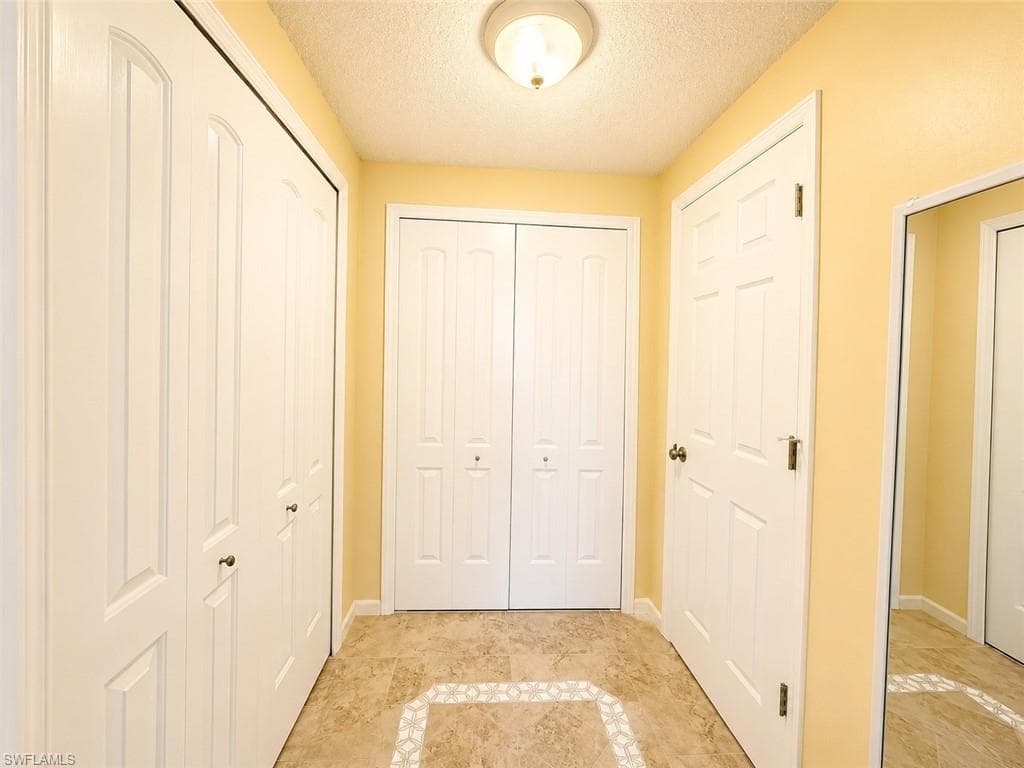 1453 Saddle Woode DR 5E-15