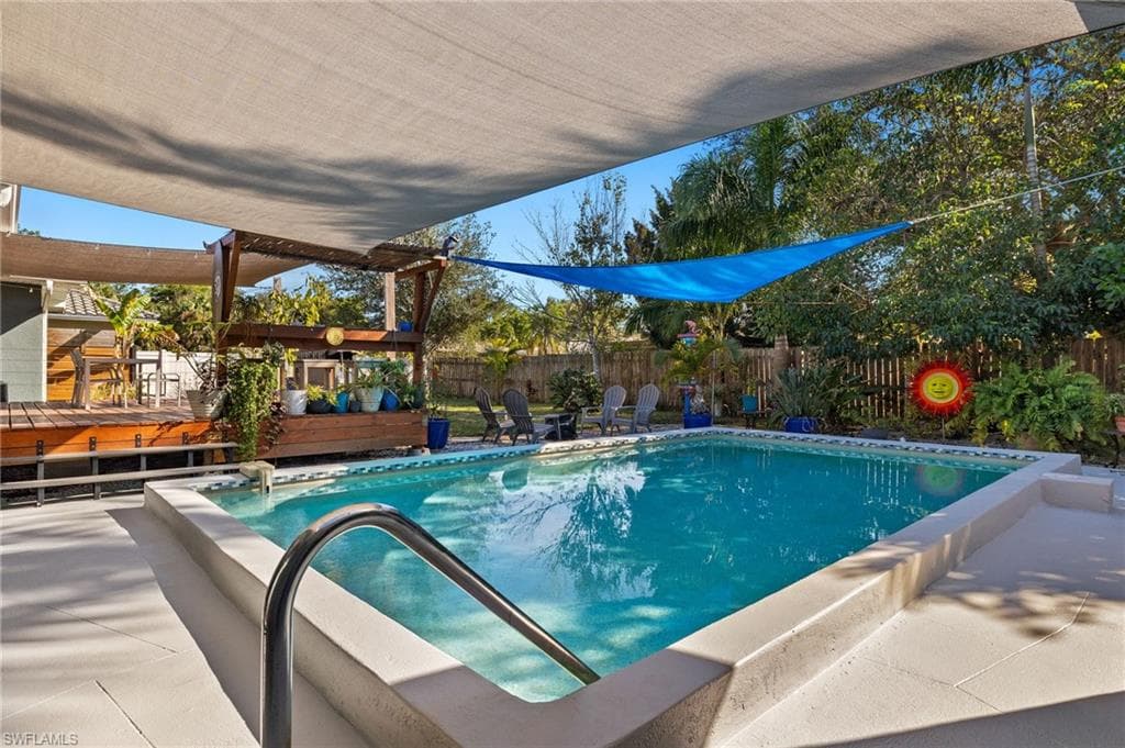 1262 Carlene AVE-27