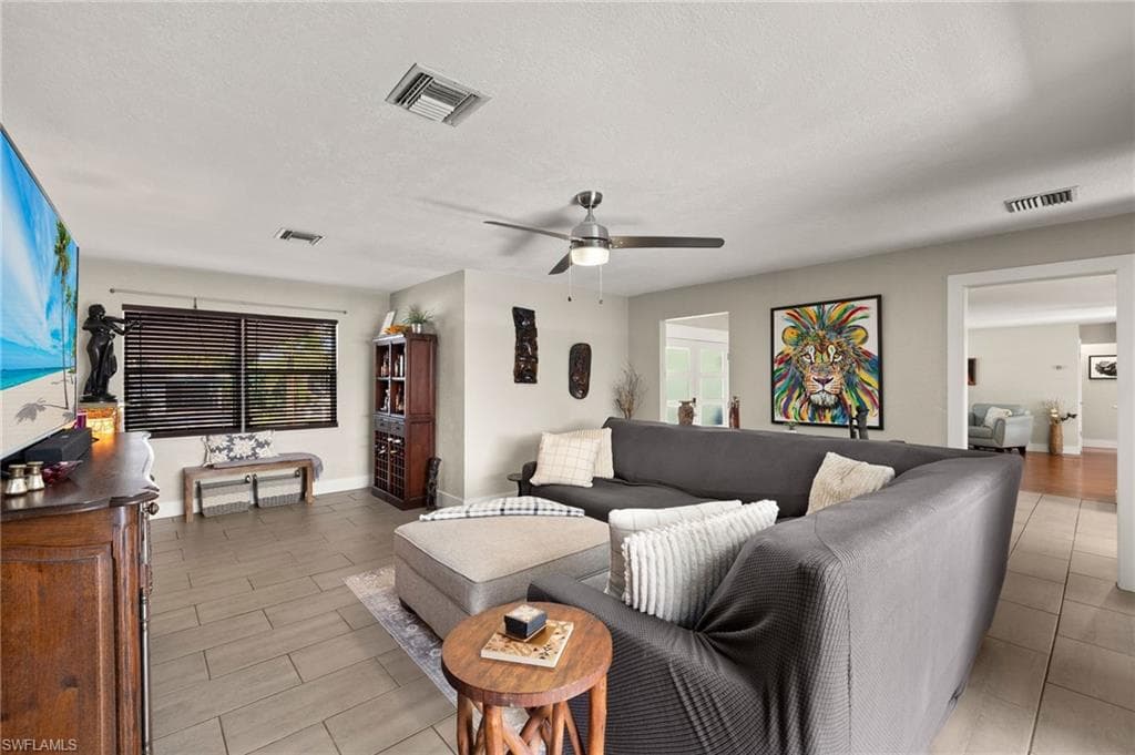 1262 Carlene AVE-6