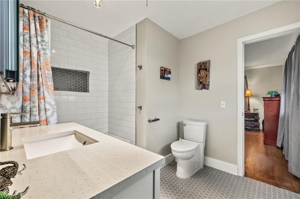 1262 Carlene AVE-19