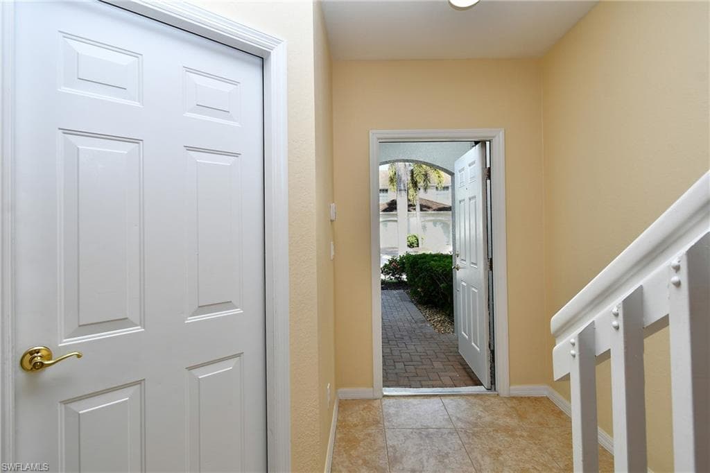 8585 Athena CT-6
