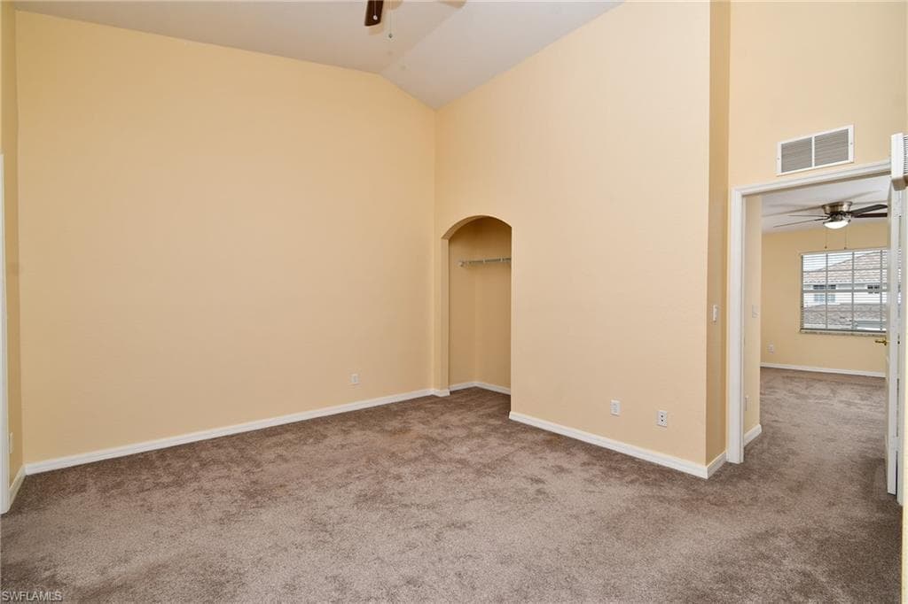 8585 Athena CT-17