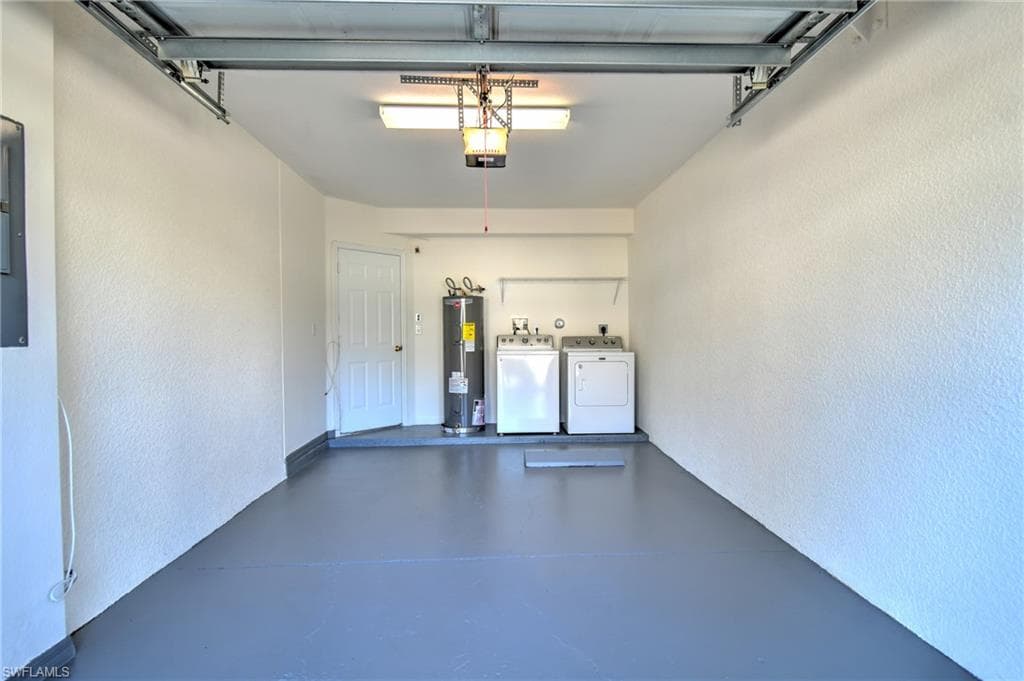 8585 Athena CT-26