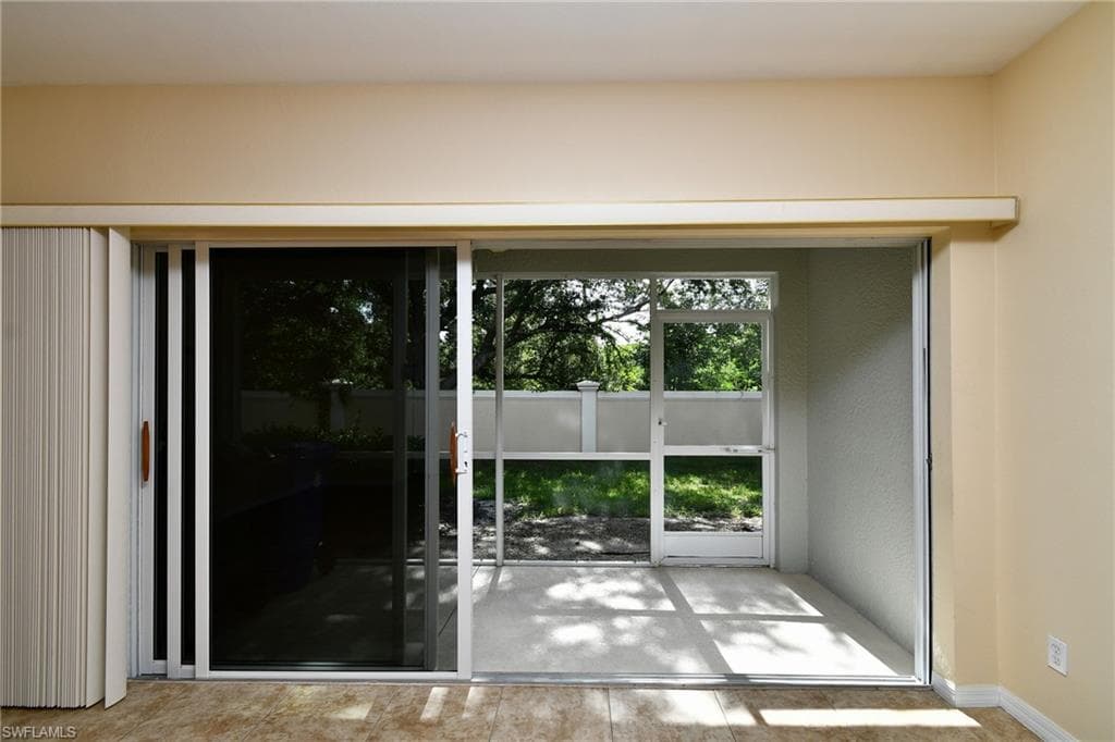 8585 Athena CT-14